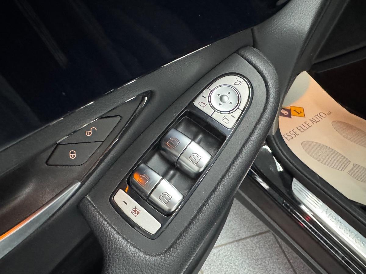 MERCEDES GLC 200 d 4Matic Sport UNICO PROP/ LED