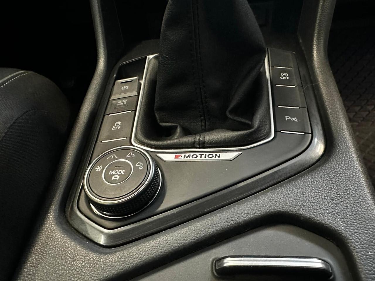 Volkswagen Tiguan 2.0 TDI 150 CV 4MOTION Sport & Style BlueMotion Tech.