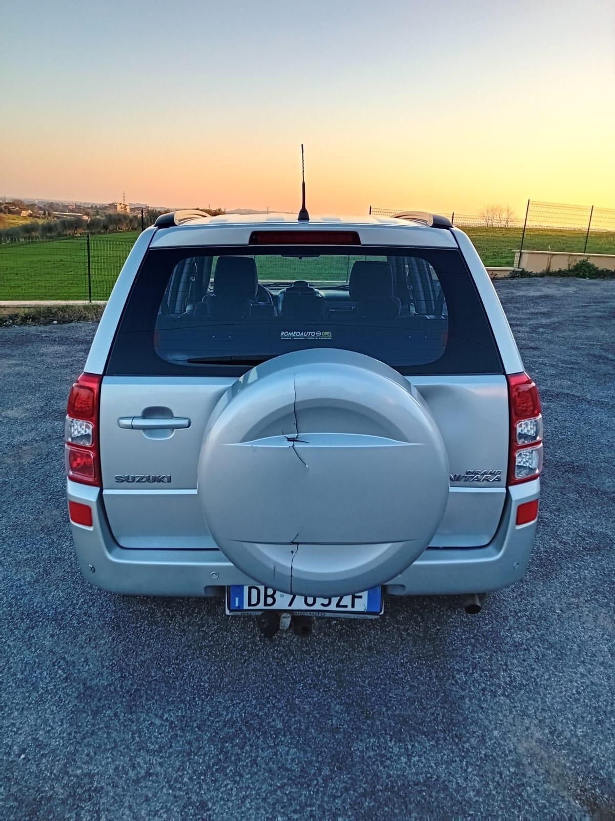 Suzuki Grand Vitara Grand Vitara 1.9 DDiS 5 porte Executive