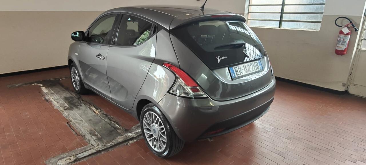 Lancia Ypsilon 1.2 69 CV 5 porte S&S Platinum