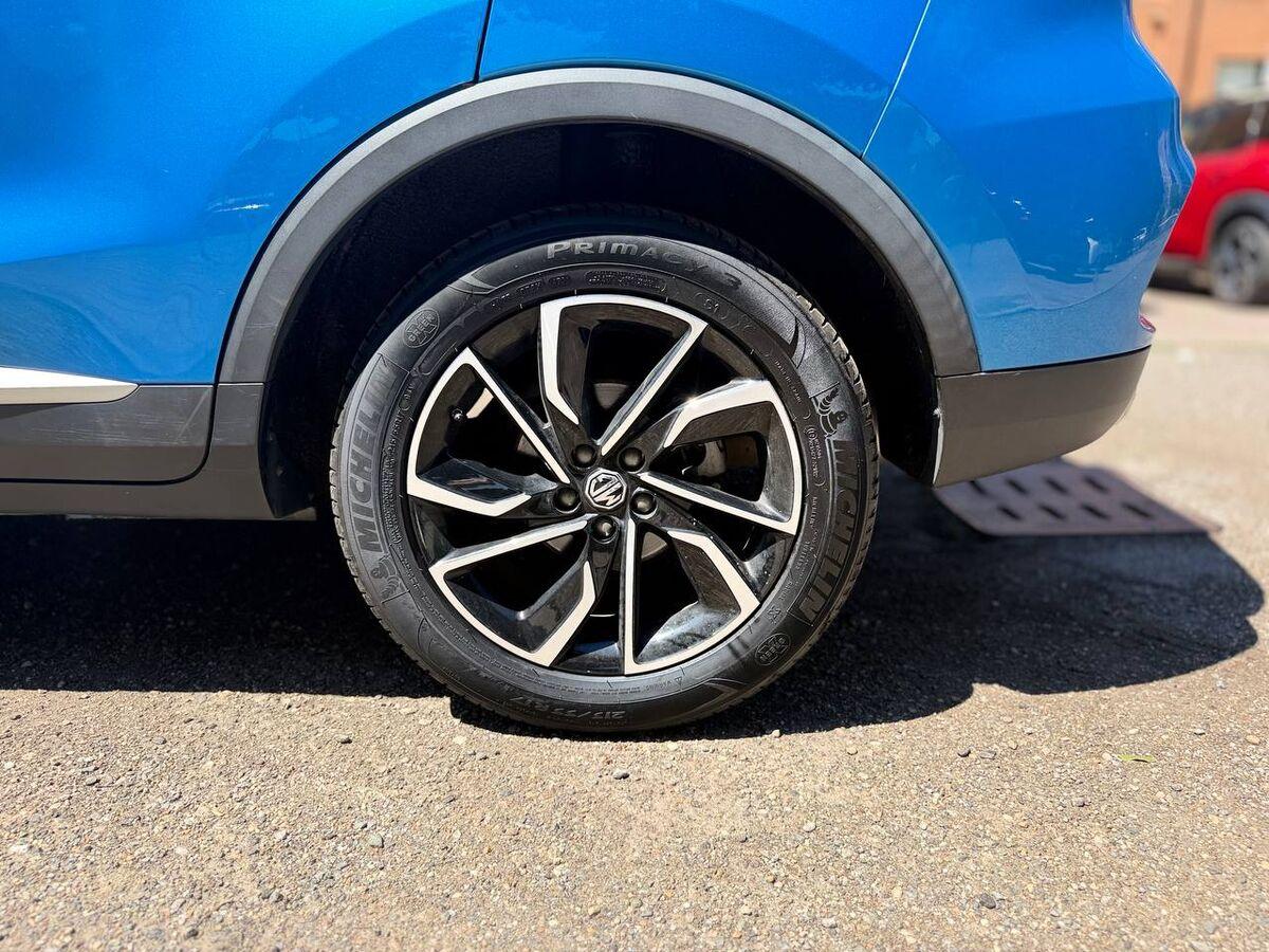 Mg ZS 1.0 Luxury