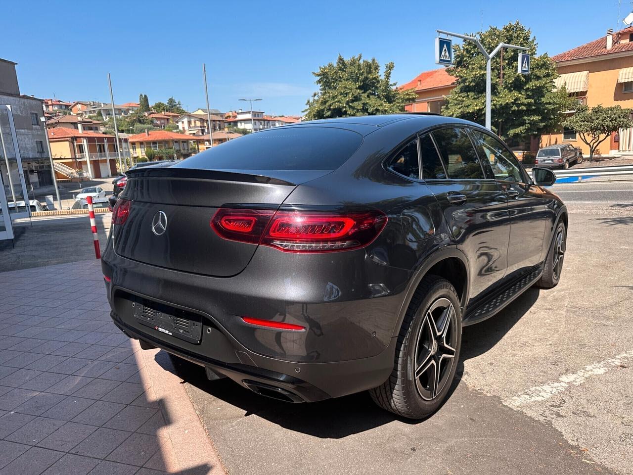 Mercedes-benz GLC 300 d (2.0 245cv.) 4Matic Coupé Premium AMG *TETTO *360° *NIGHT-PAKET *AMBIENT LIGHT