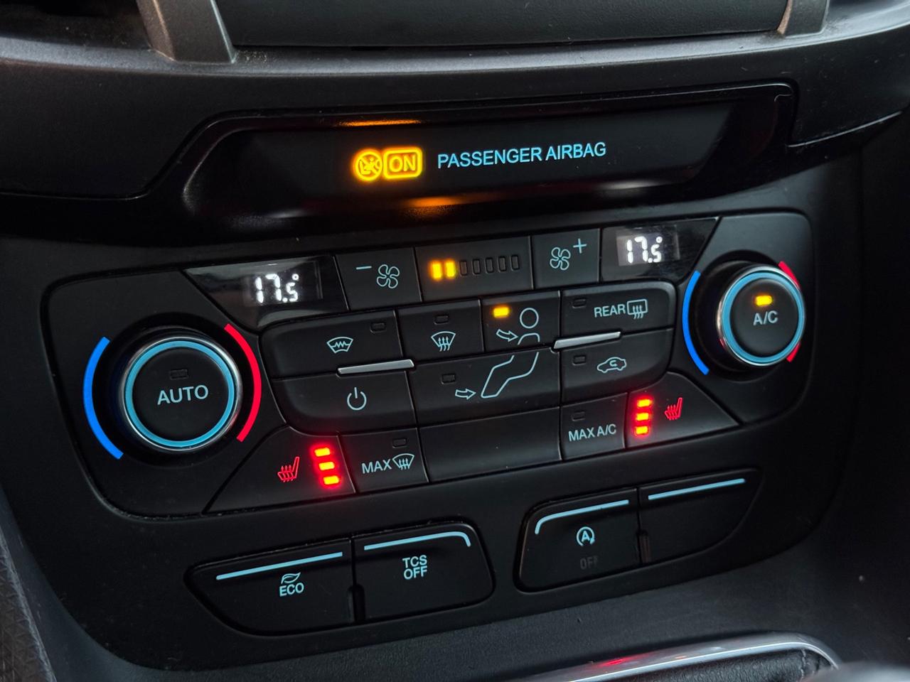 Ford Tourneo Connect Gran Active 1.5d 120 CV