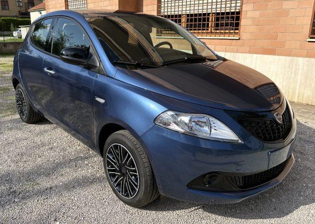 LANCIA Ypsilon 1.0 FireFly 5 porte S&S Hybrid Oro NUOVO