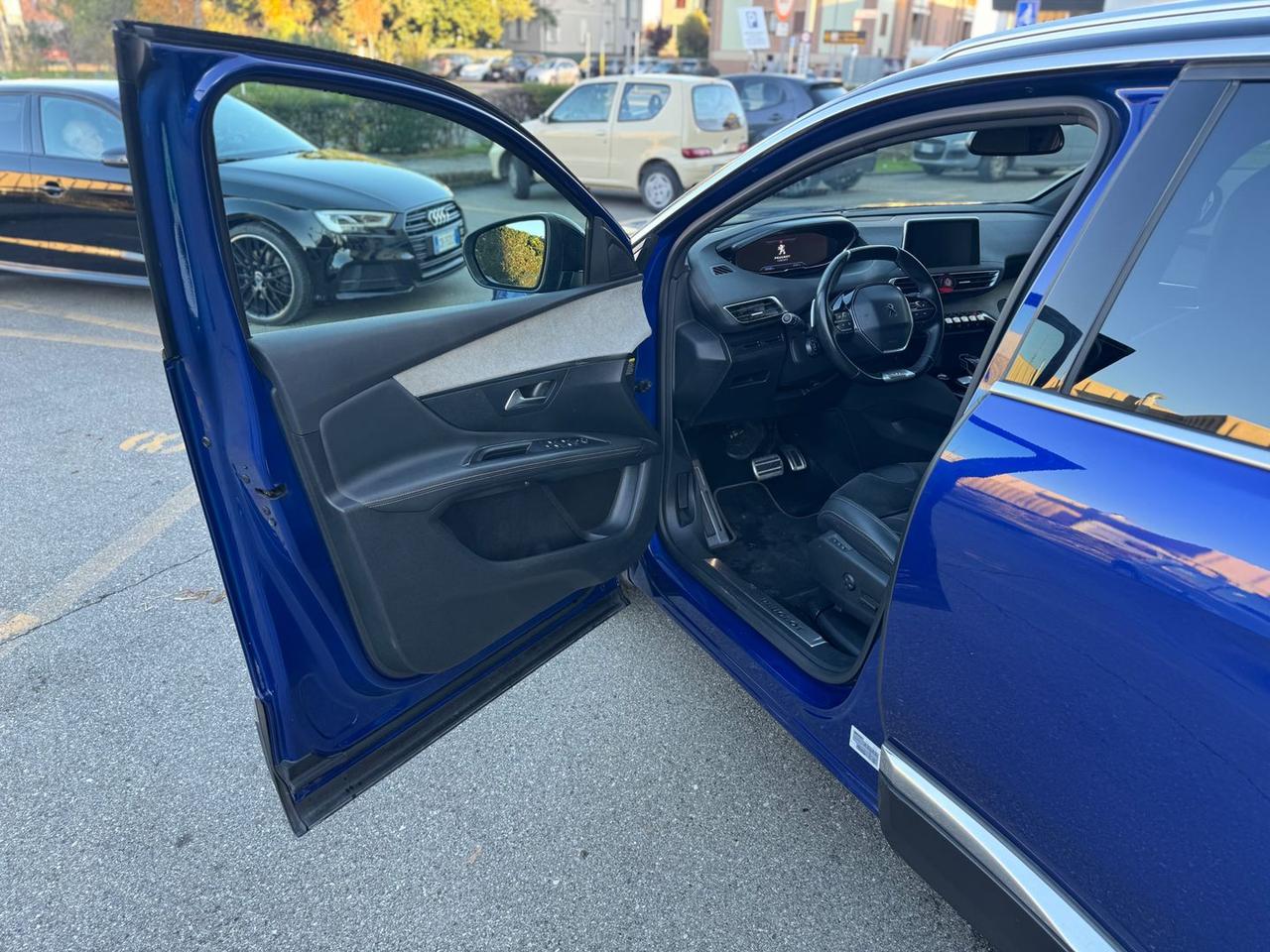 Peugeot 3008 GT 2.0 Blue HDI 180 #8065