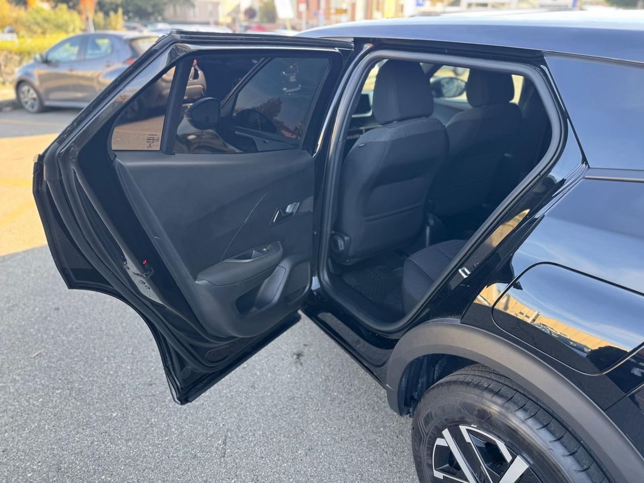 Peugeot 2008 Active Pack 1.2 PureTech 100 #8148