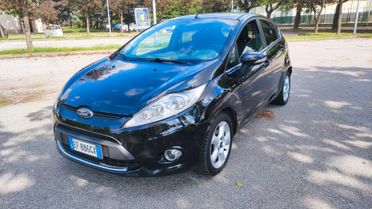 Ford Fiesta 1.4 TDCi 5p. Titanium NEOPATENTATI - 2010