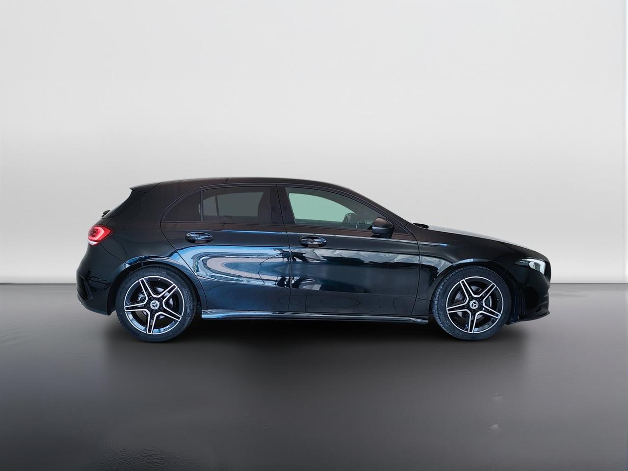 Mercedes-Benz Classe A - W177 2018 - A 180 d Premium auto