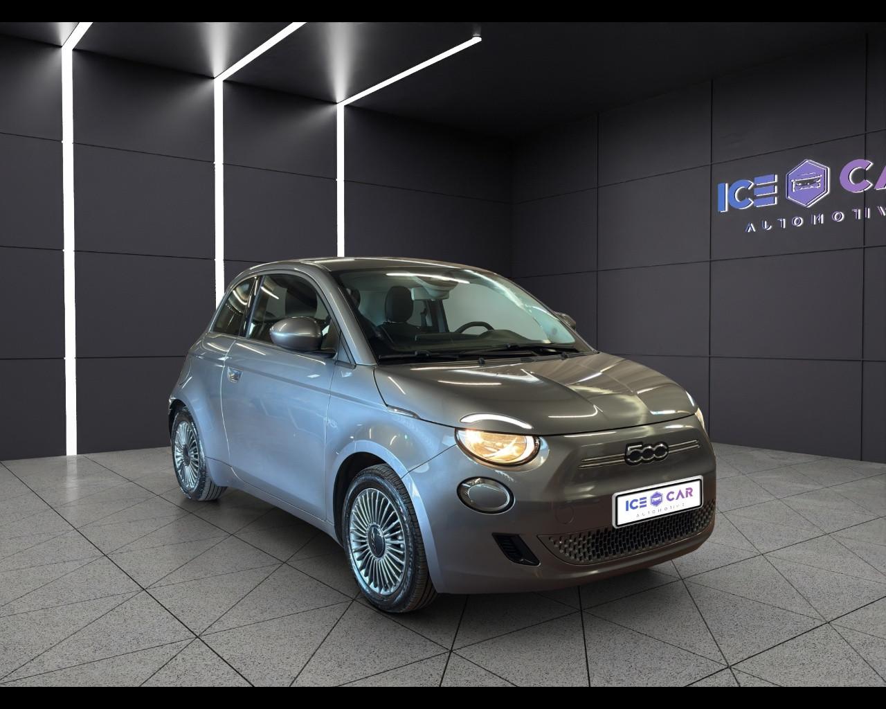 FIAT 500e - 500e Berlina 42 kWh Icon +