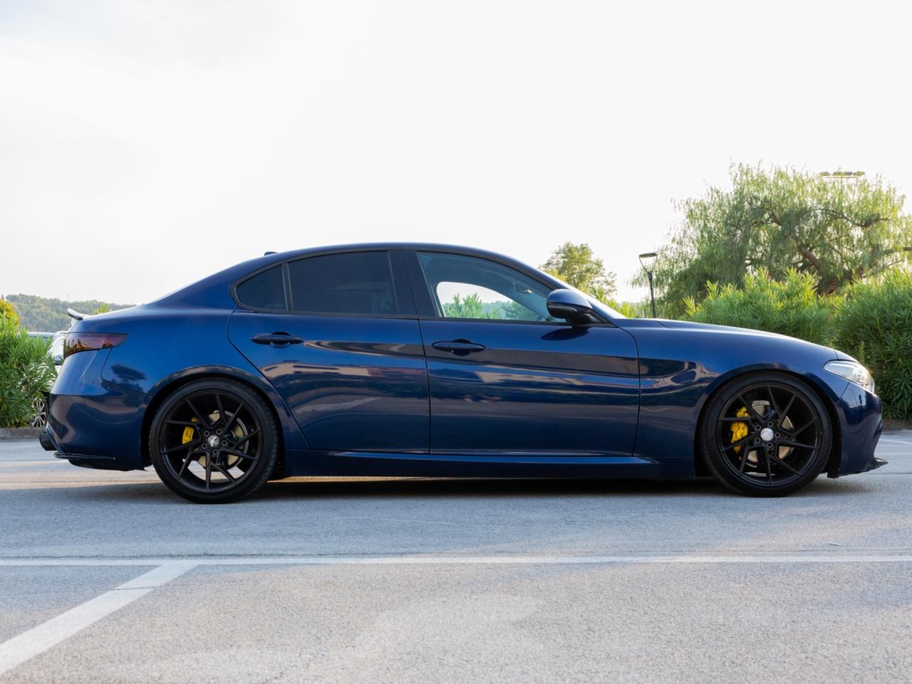Alfa Romeo Giulia 2.2 Turbodiesel 180 CV AT8 Business Sport Launch Ed.