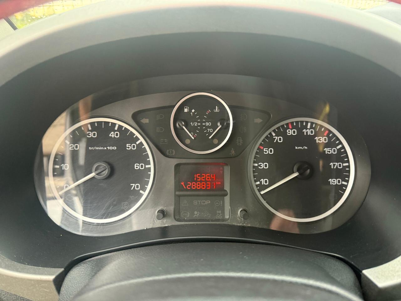 Peugeot Partner Tepee 1.6 HDi 90CV Outdoor