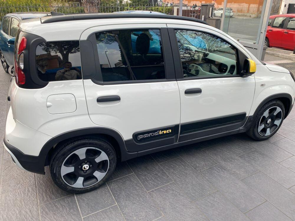 Fiat Panda Cross 1.0 FireFly S&S Hybrid