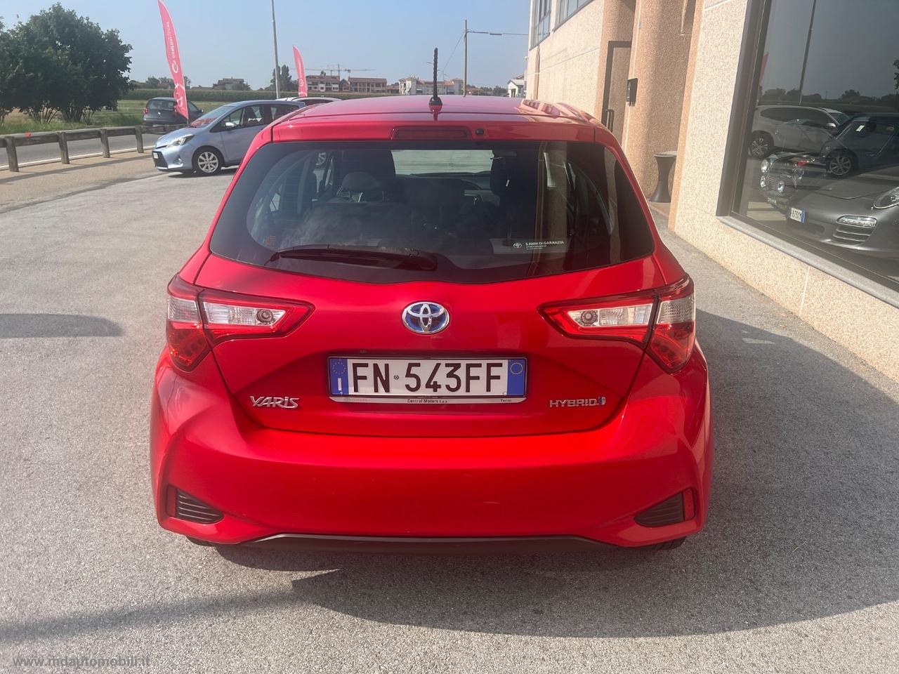 TOYOTA Yaris 1.5 Hybrid 5p. Cool TAGLIANDI TOYOTA