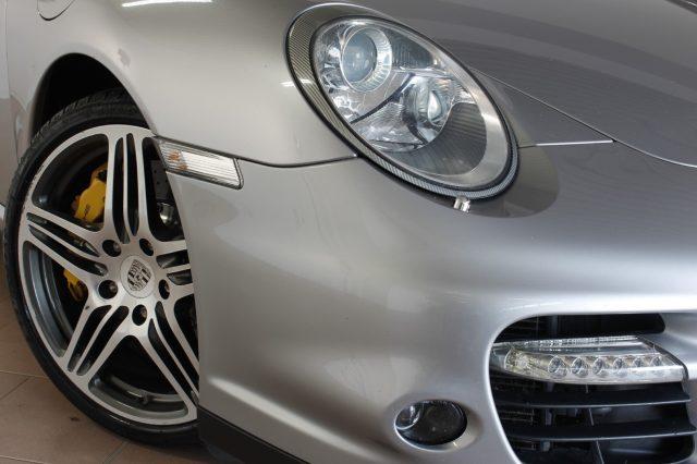 PORSCHE 911 Turbo Coupé tetto