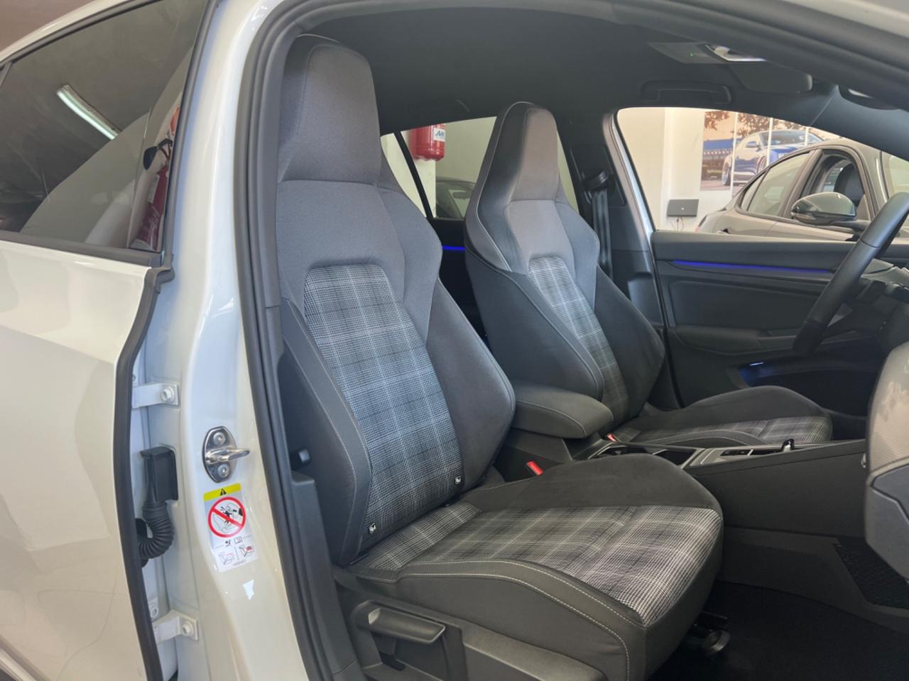 Volkswagen Golf 2.0 TDI GTD DSG