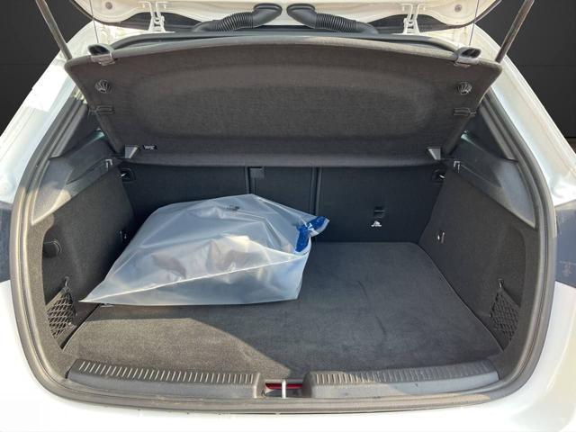 MERCEDES-BENZ A 250 e hybrid EQ Progressive Advanced