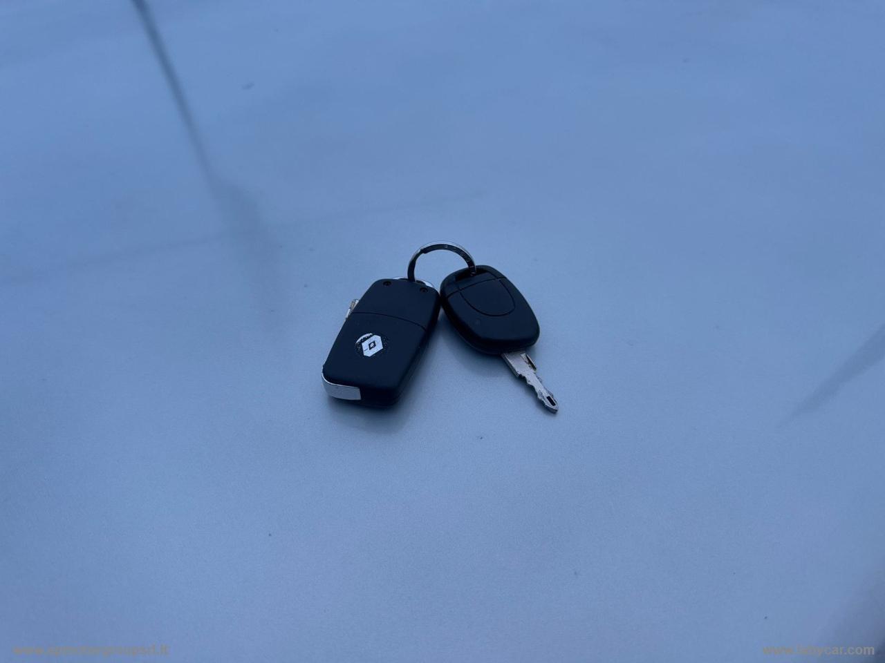 RENAULT Clio 1.2CAT 5p. RT