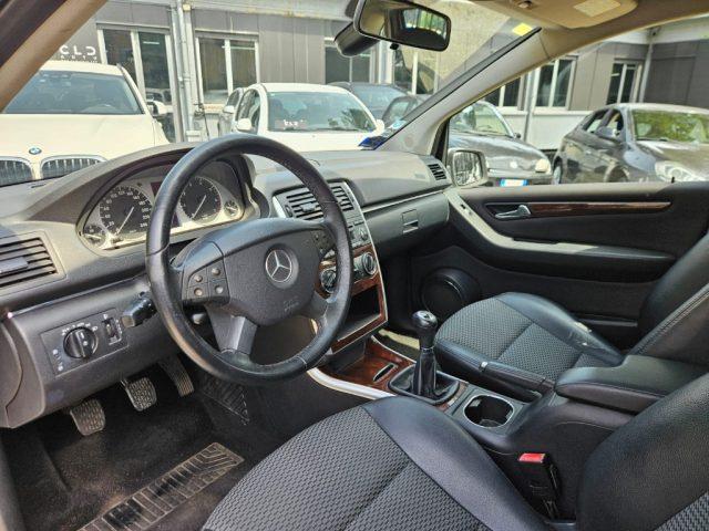 MERCEDES-BENZ B 180 NGT BlueEFFICIENCY