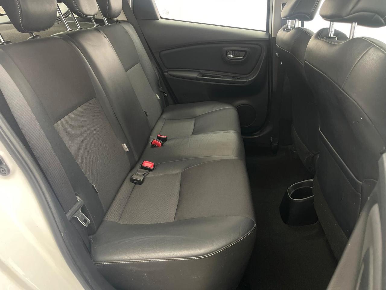 Toyota Yaris 1.0 5 porte GPL RETROCAMERA PRONTA CONSEGNA FINANZIBILE SENZA BUSTA PAGA