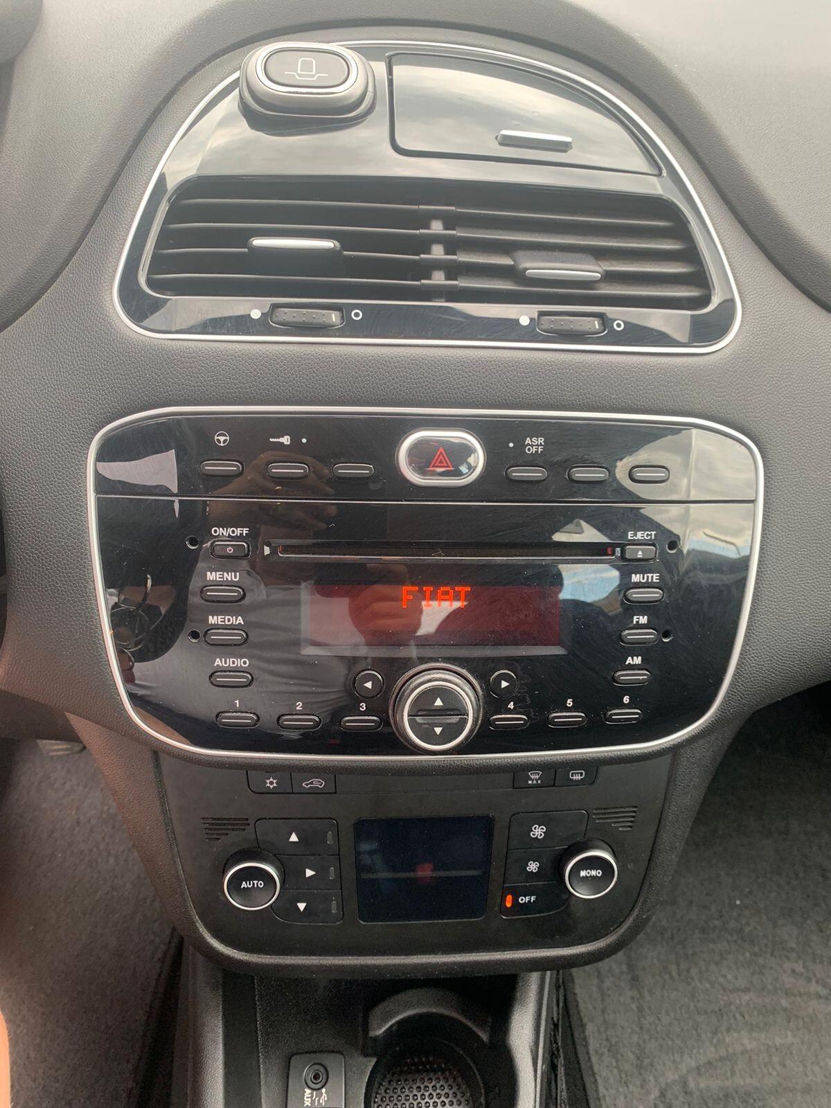 Fiat Punto 1.3 MJT II 75 CV 5 porte Lounge
