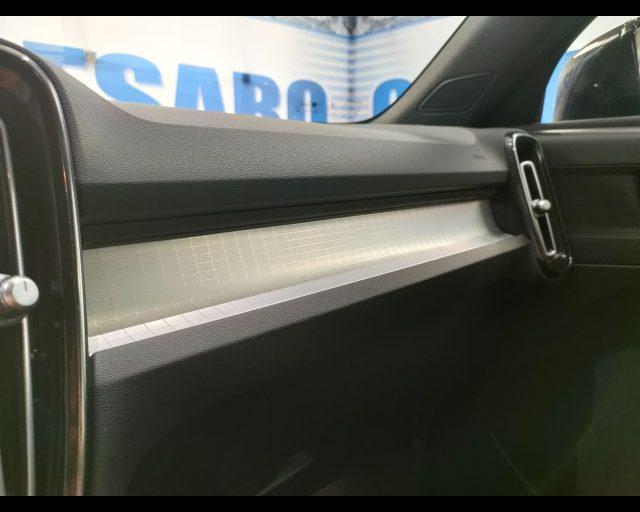 VOLVO XC40 1.5 t4 phev Inscription Expression auto