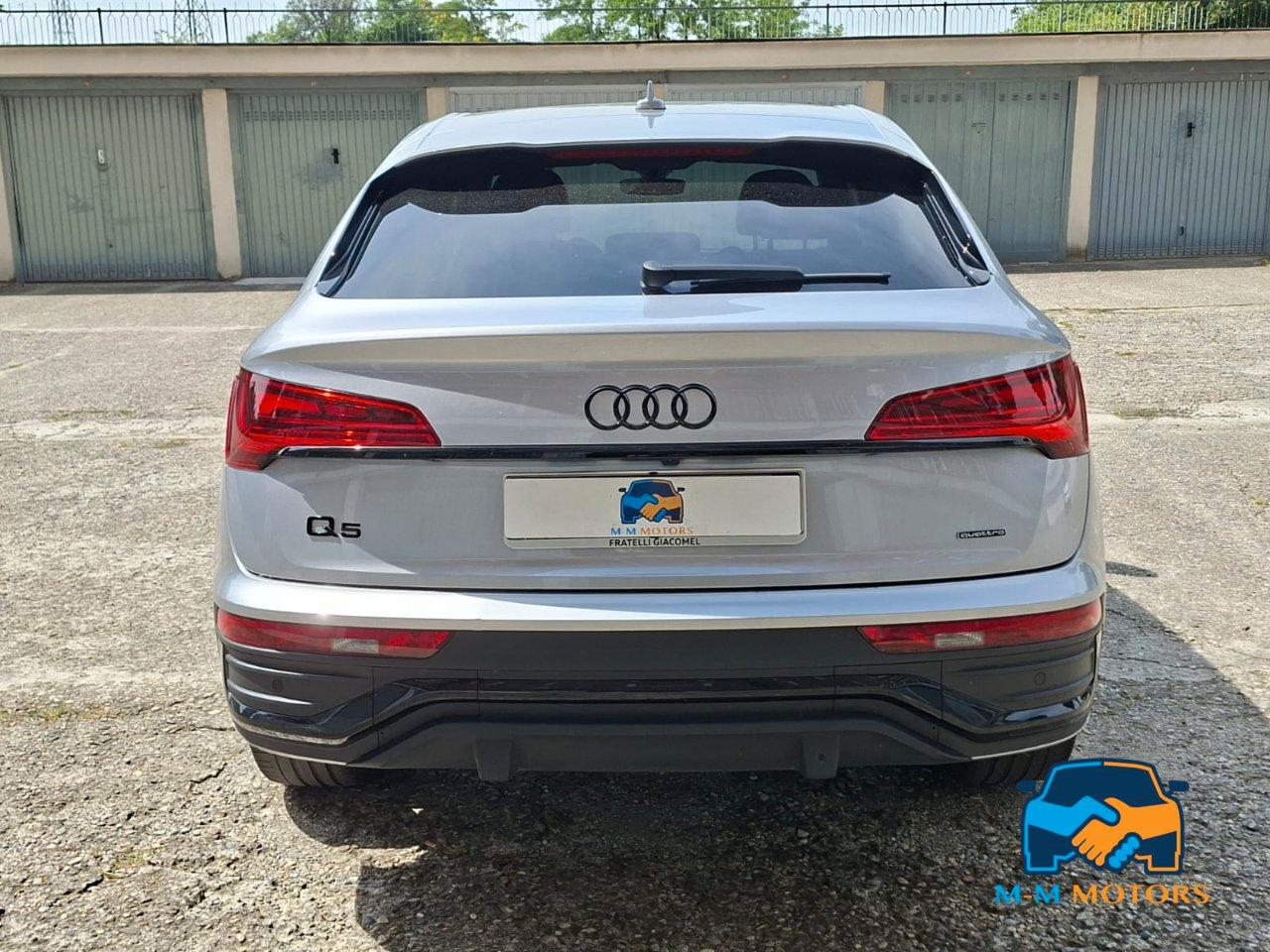 Audi Q5 Sportback 40 2.0 tdi mhev 12V S line quattro s-tronic