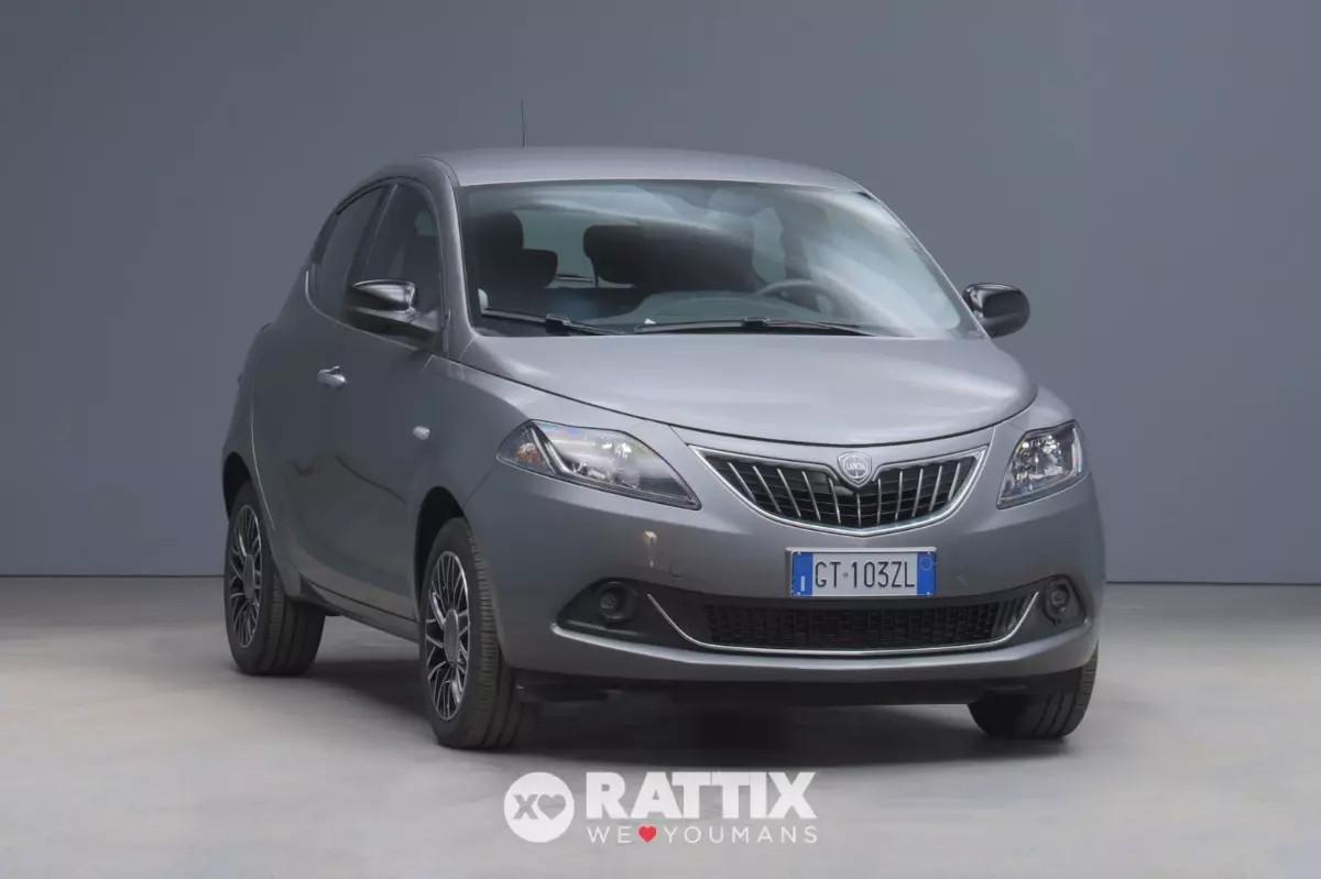 Lancia Ypsilon 1.0 Firefly Hybrid 70CV Platino