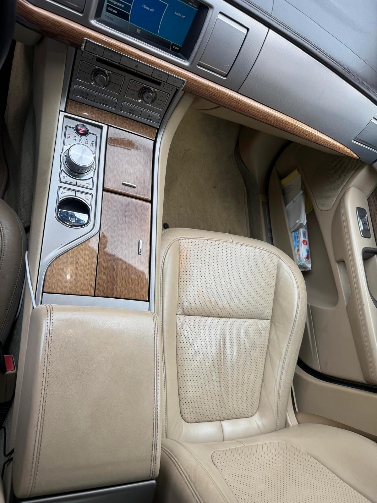 Jaguar XF 3.0 DS V6 Premium Luxury