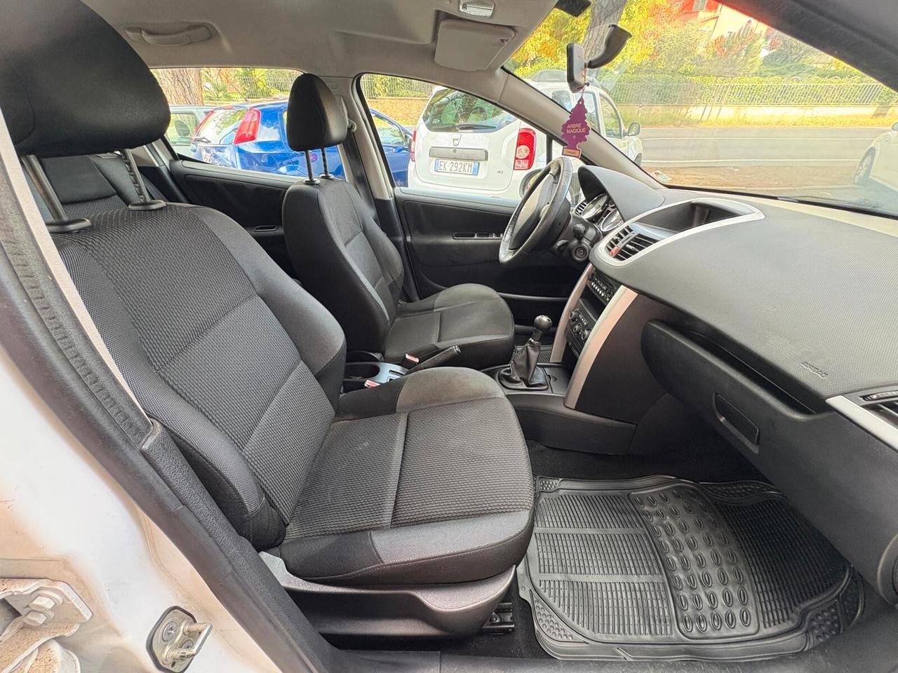 Peugeot 207 sw CON 12 MESI DI GARANZIA COMPLETA !!!!