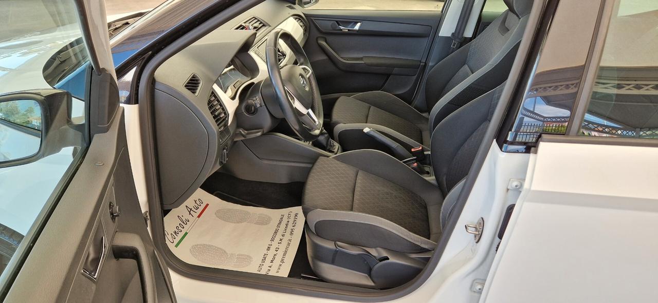 Skoda Fabia 1.0 MPi 75cv ** Tetto Panoramico **