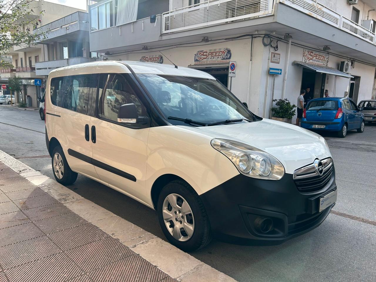 Opel Combo 1.6 mjt 2016 5posti N1