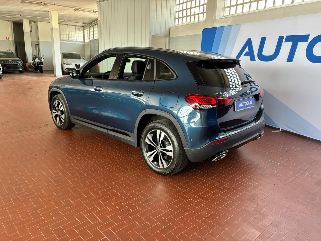 Mercedes-Benz GLA 250 e phev (eq-power) sport plus auto