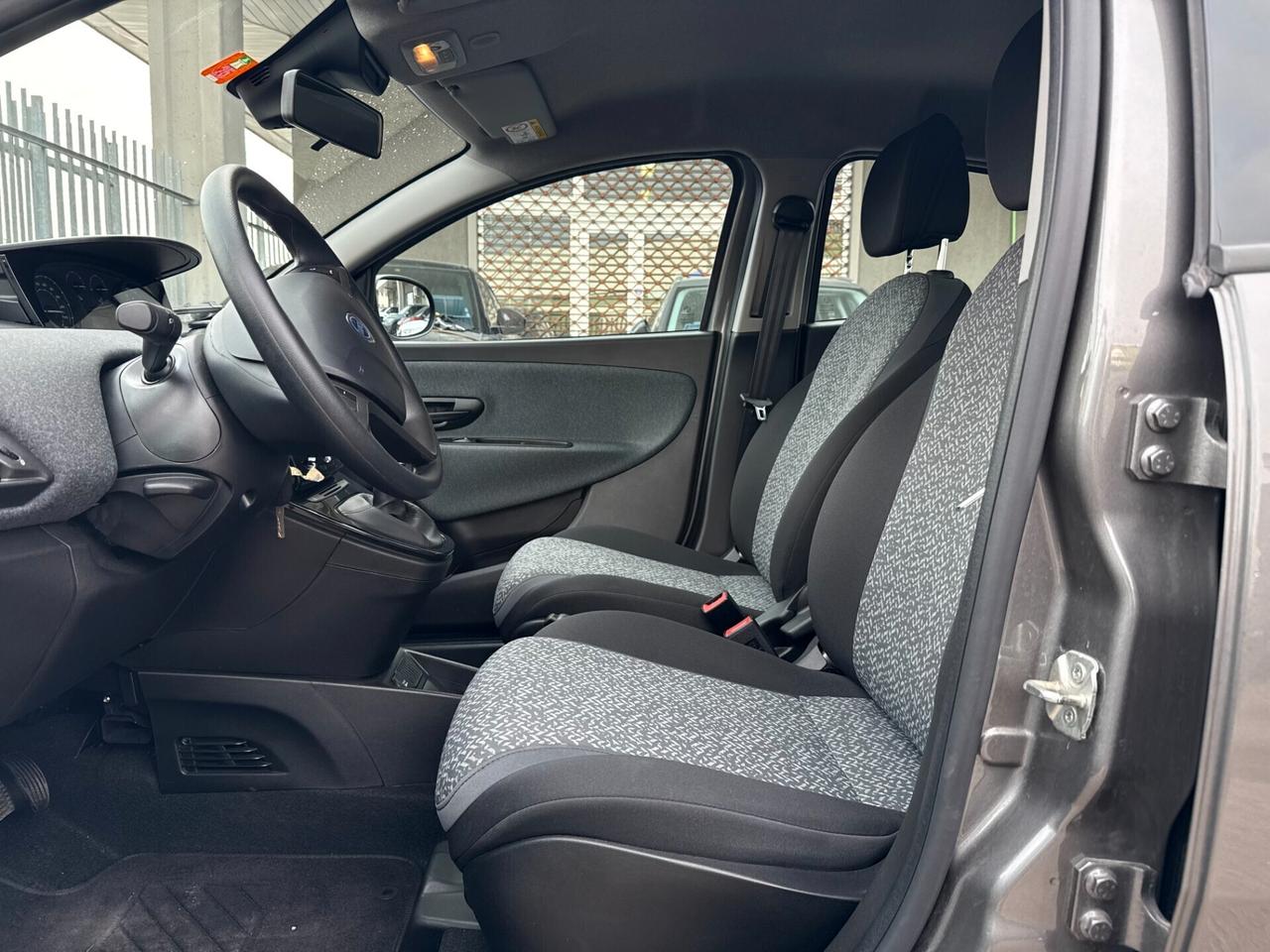 Lancia Ypsilon 1.0 firefly BENZINA /IBRIDA