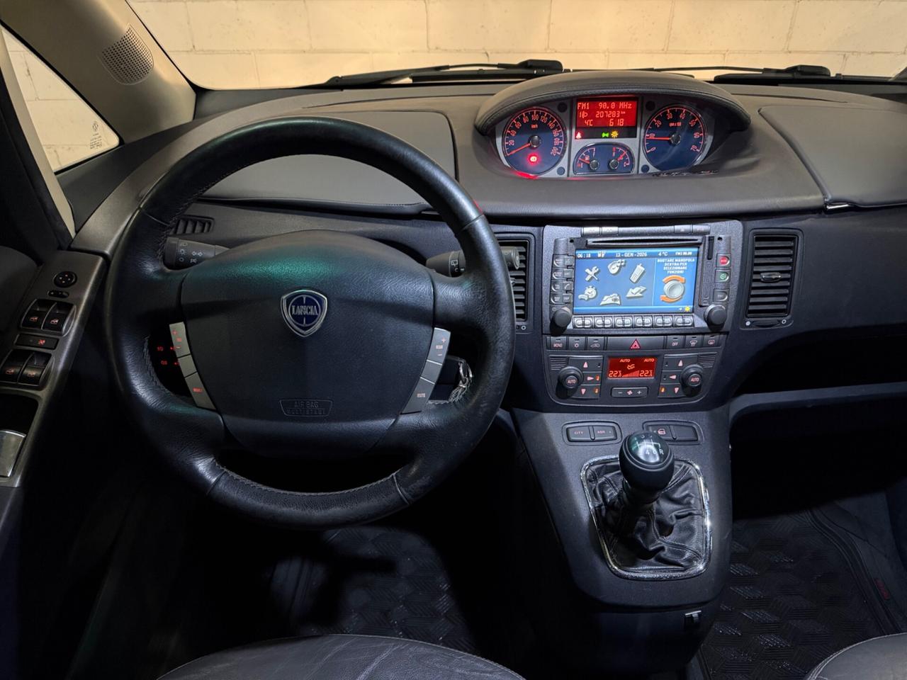 Lancia MUSA 1.4 16V Poltrona Frau
