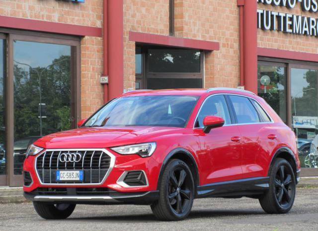 AUDI Q3 35 TDI S tronic Business Advanced