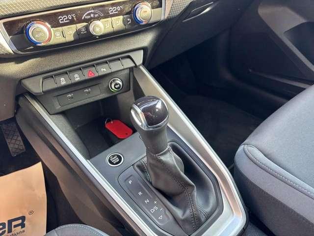 Audi A1 SPB 30 TFSI S tronic S line edition LED-APP-17"