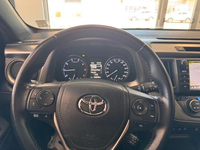 Toyota RAV4 2.0 D-4D 2WD Style 2016