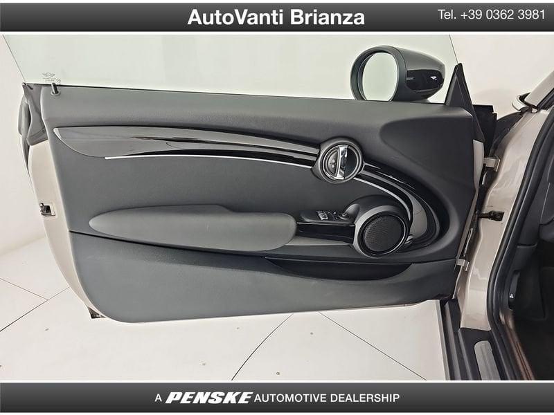 MINI Mini Mini 3p 1.5 Cooper Classic Premium Mid Package