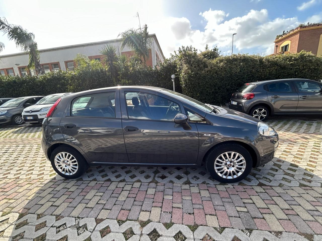 Fiat Punto 1.2 8V 5 porte Street GPL