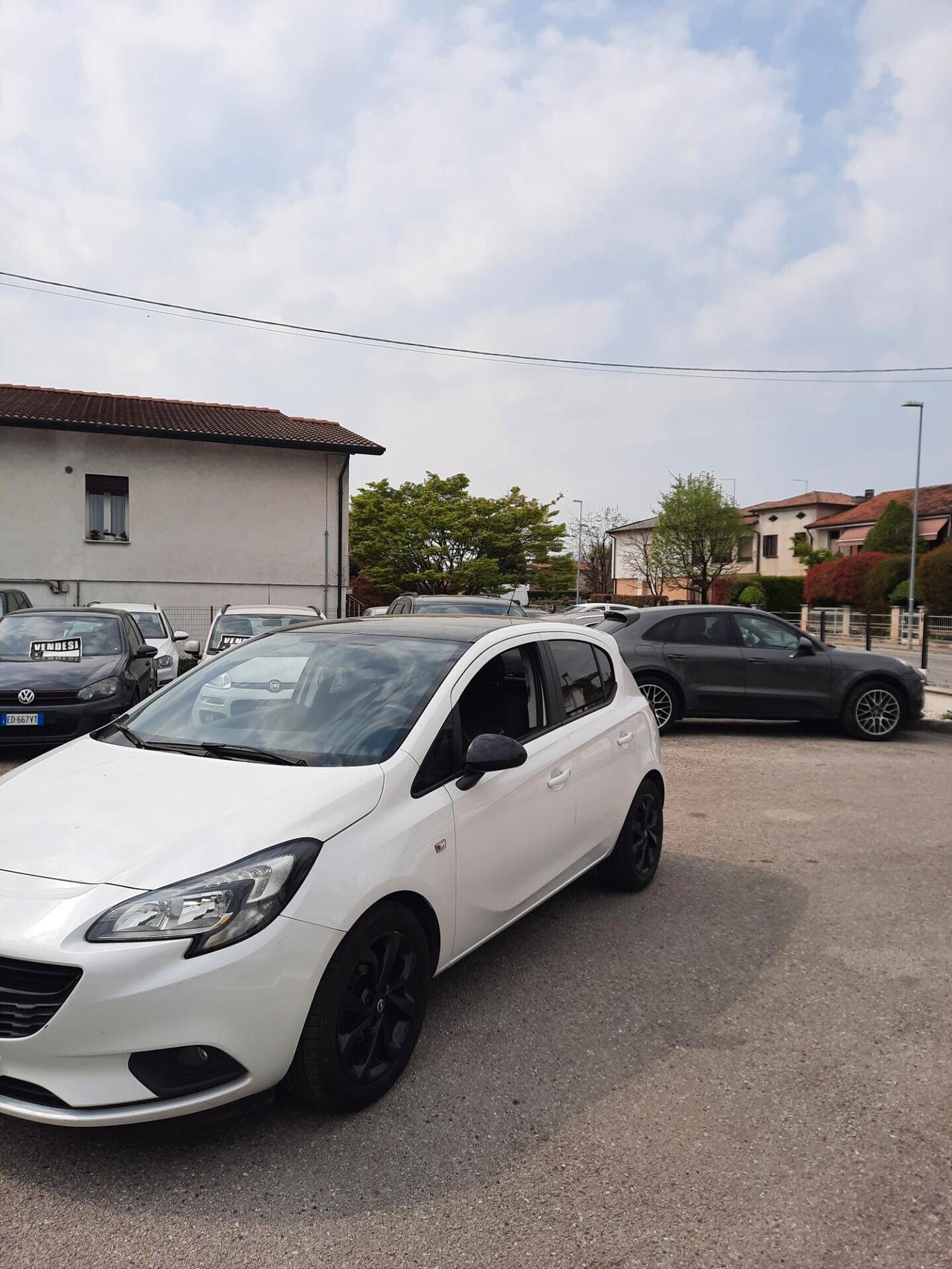 Opel Corsa 1.2 5 porte Innovation OK NEOPATENTATI