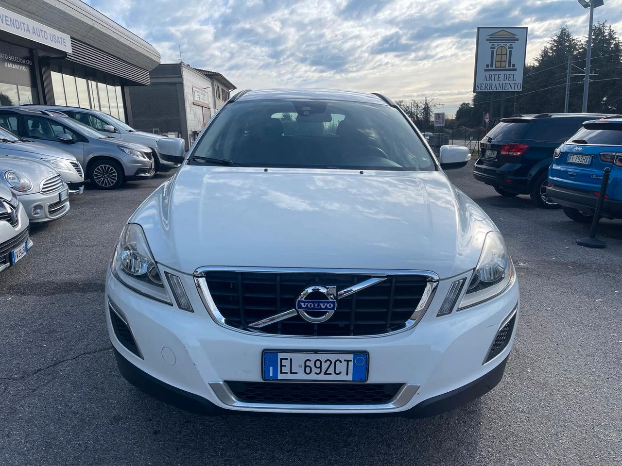 Volvo XC 60 XC60 D3 AWD Geartronic Summum