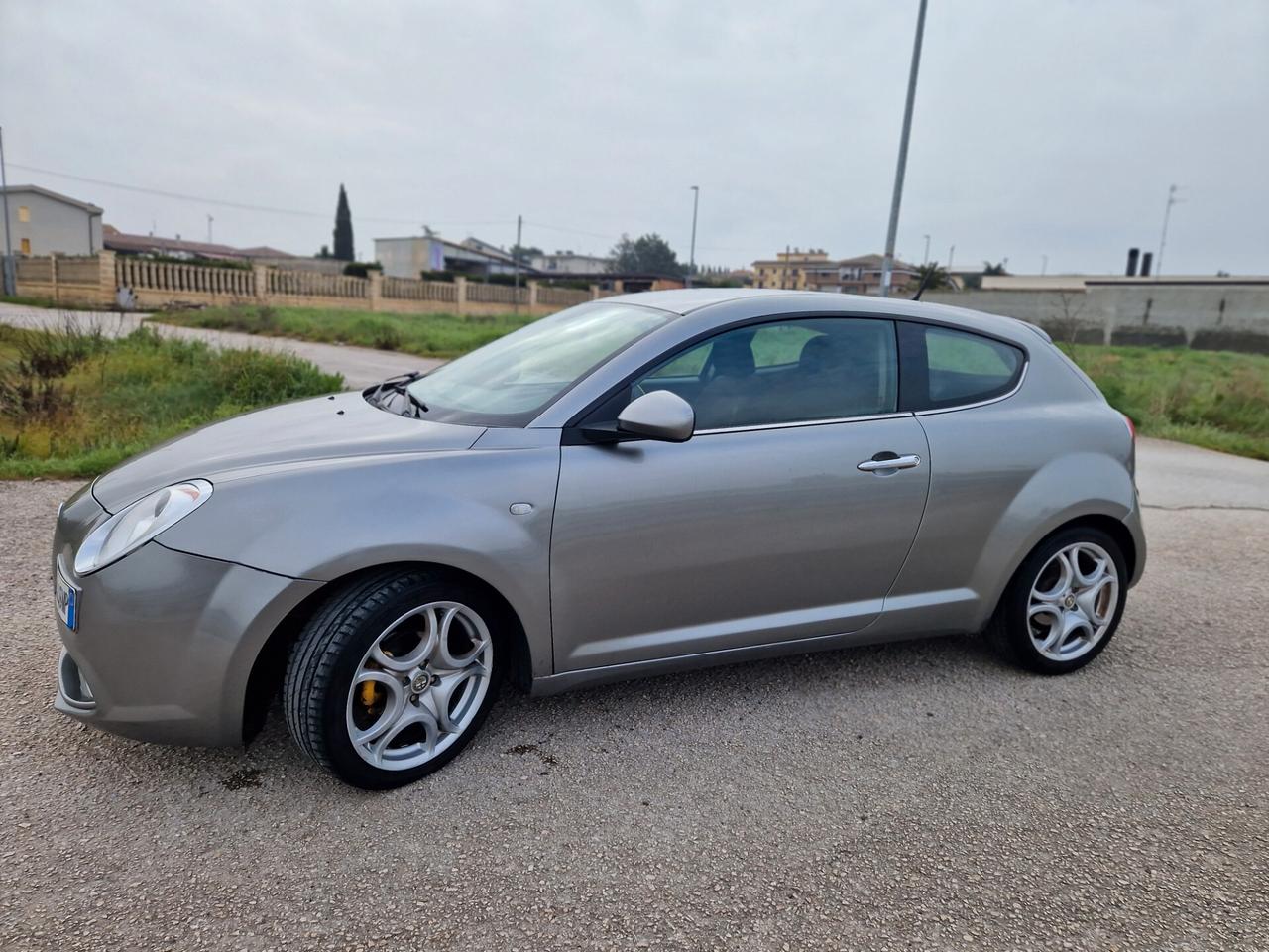 Alfa Romeo MiTo 1.4 78 CV Distinctive Sport Pack
