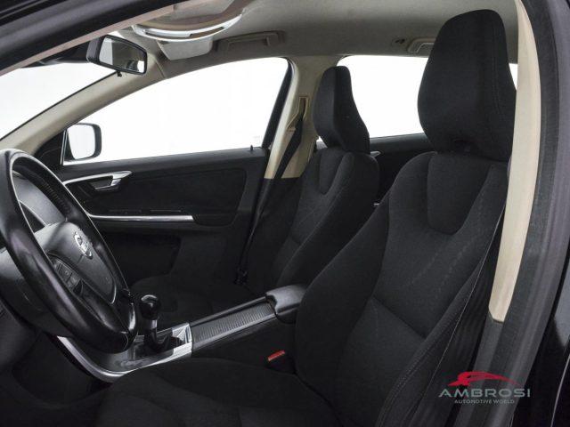 VOLVO XC60 D3 Kinetic - PER OPERATORI DEL SETTORE