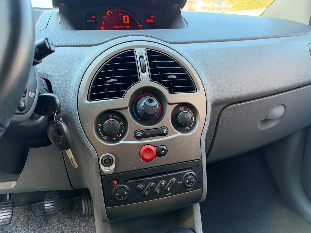 Renault Modus Grand Restayling 1.5 dCi Dynamique Full