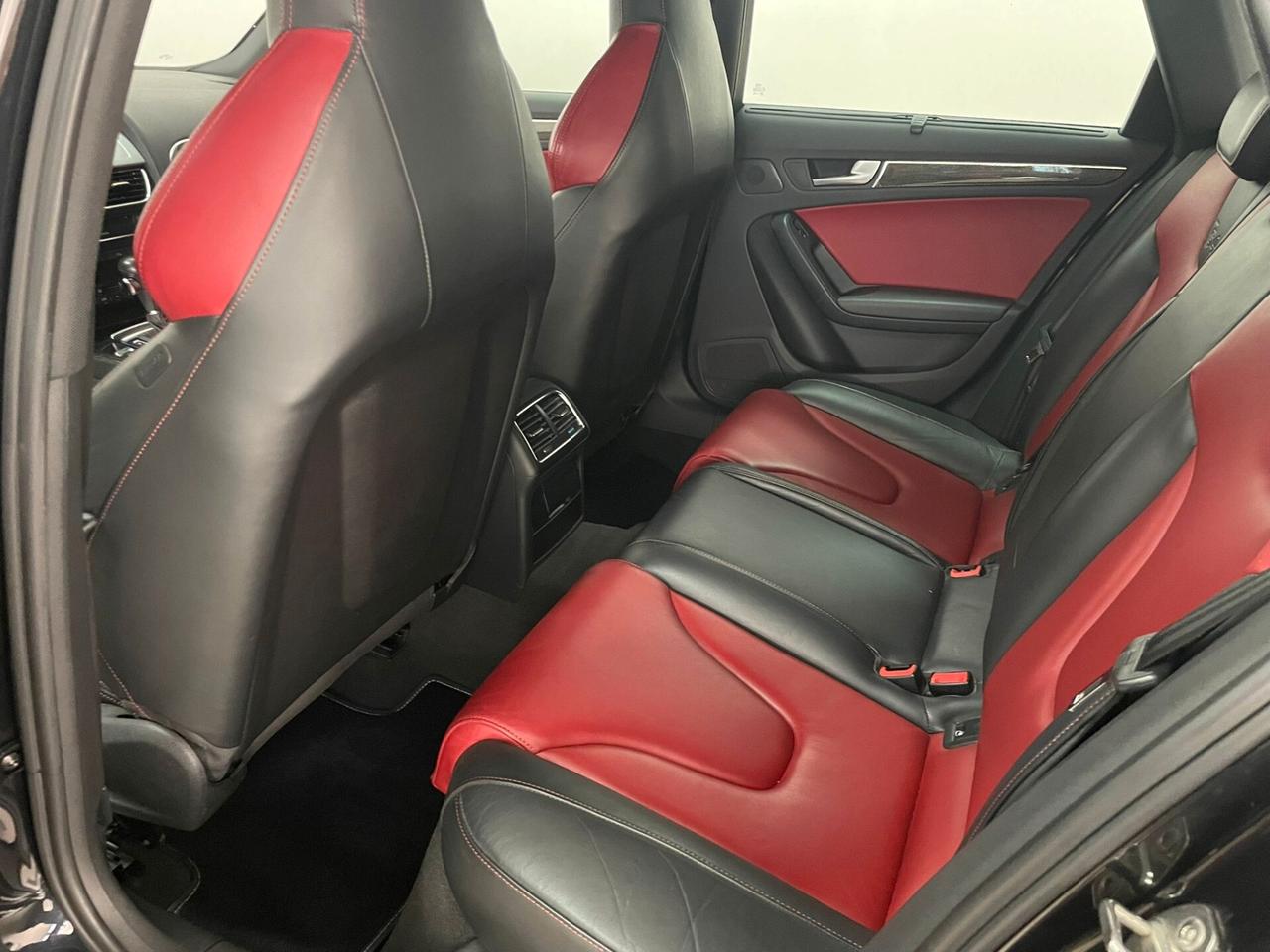Audi A4 S4 3.0 V6 TFSI quattro S tronic