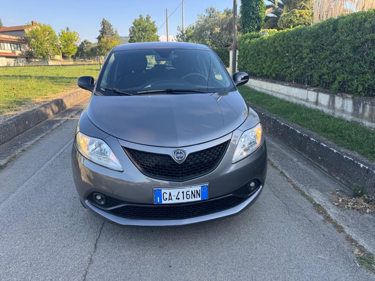 Lancia Ypsilon 1.2 69 CV 5 porte S&S Gold