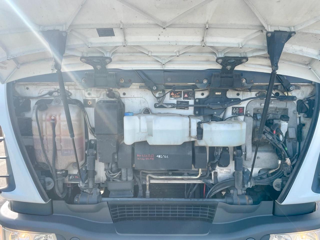 Iveco 100E18 - RIBALTABILE POSTERIORE CON GRU CARICATRICE FASSI F80 A.23