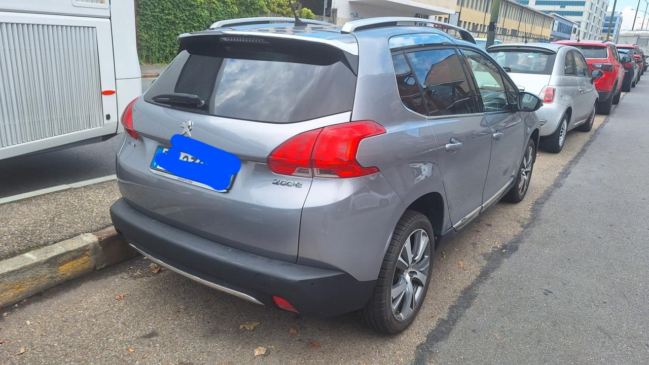 Peugeot 2008 PureTech Turbo 110 S&S Black Matt