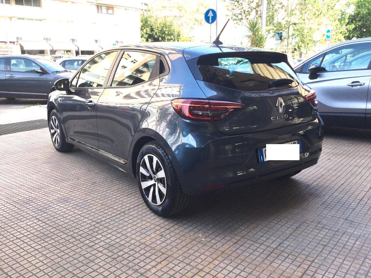 Renault Clio Full Hybrid E-Tech 140 CV 5 porte Intens