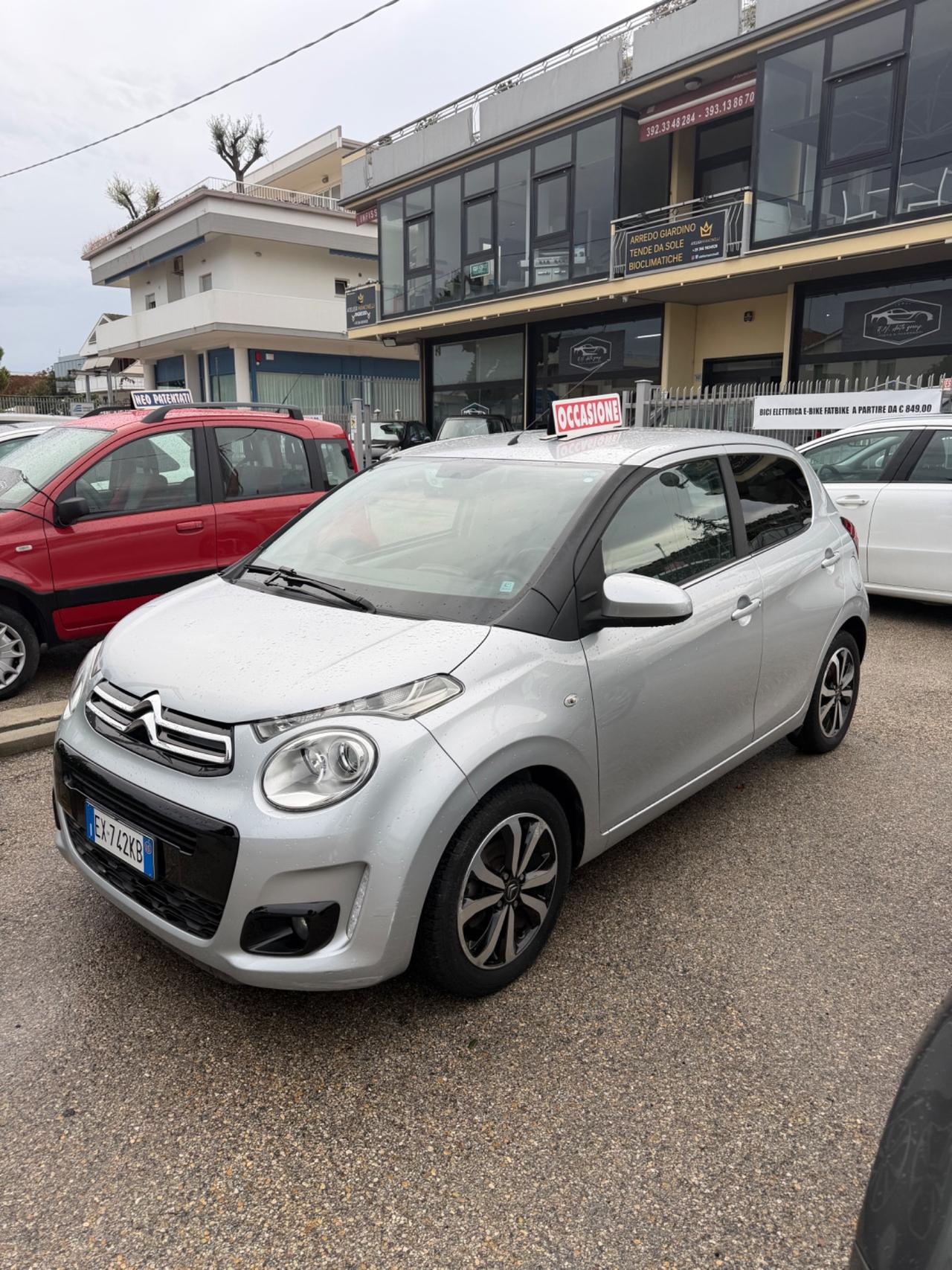 Citroen C1 1.0 VTi Shine 2015 + E-BIKE INCLUSA